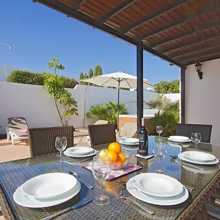 Puerto Del Carmen Sleeps 7 With Pool And Wifi